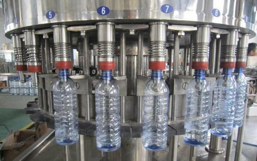 Automated bottle filling line